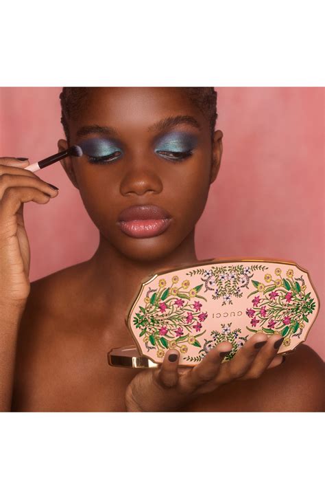 gucci gorgeous flora eyeshadow